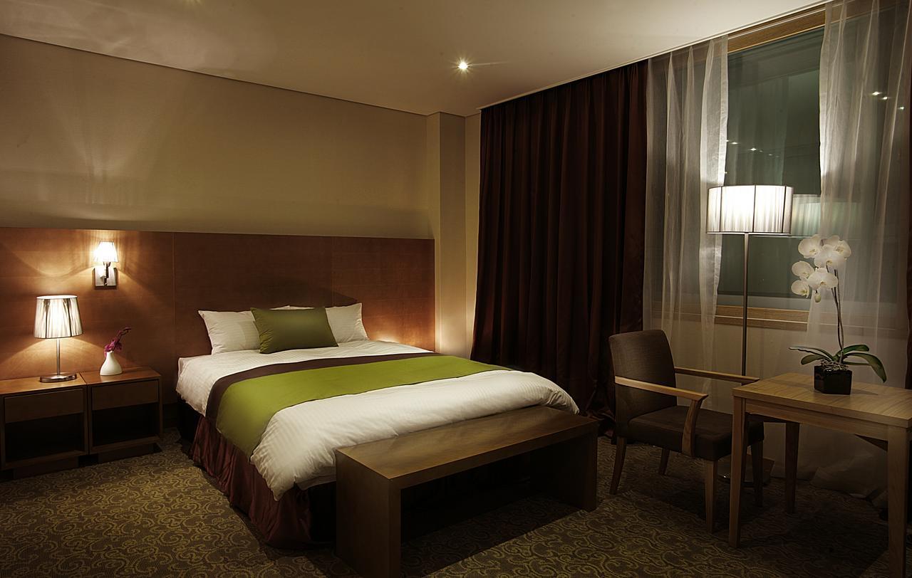 Y Ocean Hotel Yeosu Cameră foto